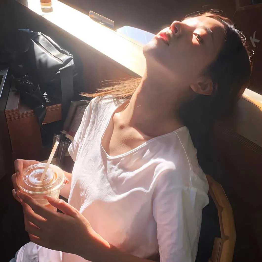 离开后妻女才知我本骄阳